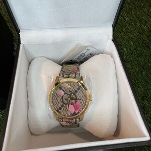 Gucci Gold and Pink Floral Watch